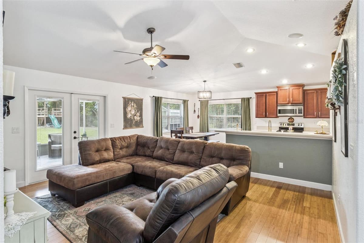 214 MOUNTAIN DRIVE — photo 9 of 45