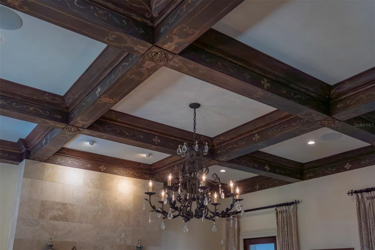 6119 GROSVENOR SHORE DRIVE — photo 19 of 97