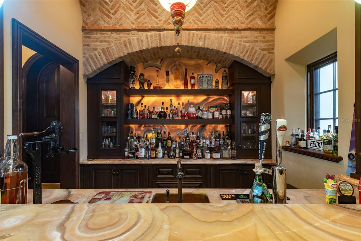 6119 GROSVENOR SHORE DRIVE — photo 46 of 97