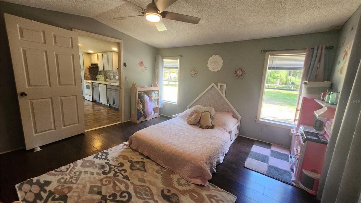 21114 ORANGE COURT — photo 39 of 52