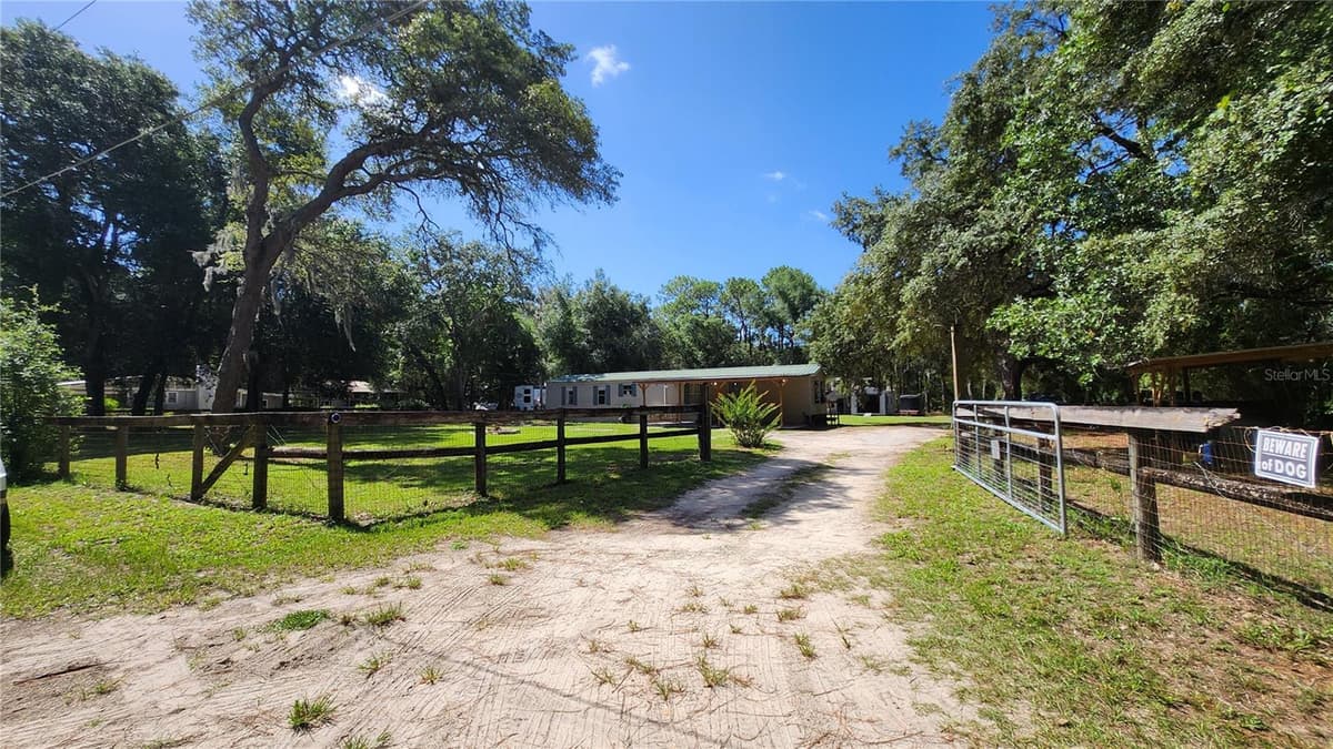 21114 ORANGE COURT — photo 3 of 52