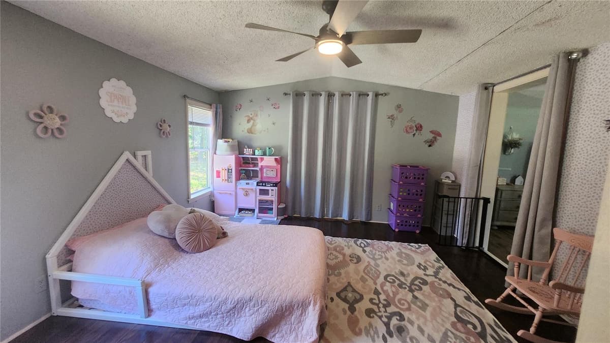 21114 ORANGE COURT — photo 37 of 52