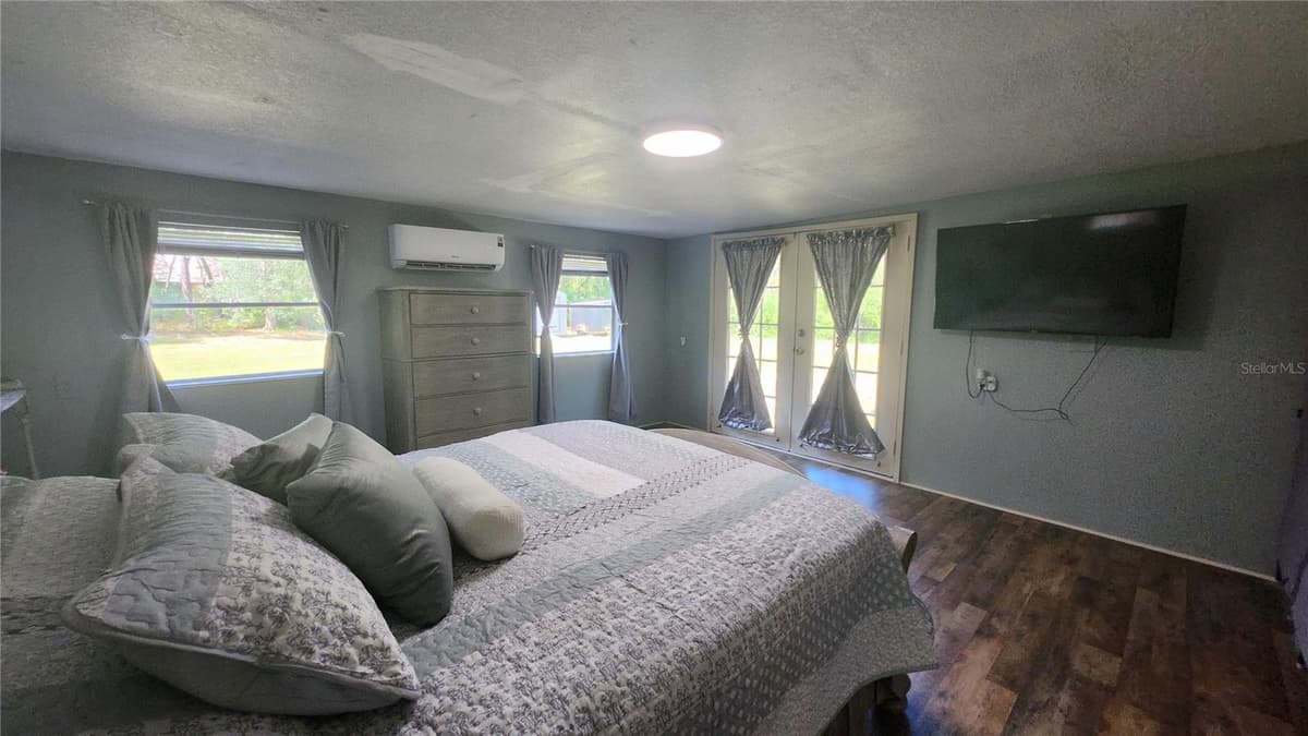 21114 ORANGE COURT — photo 30 of 52