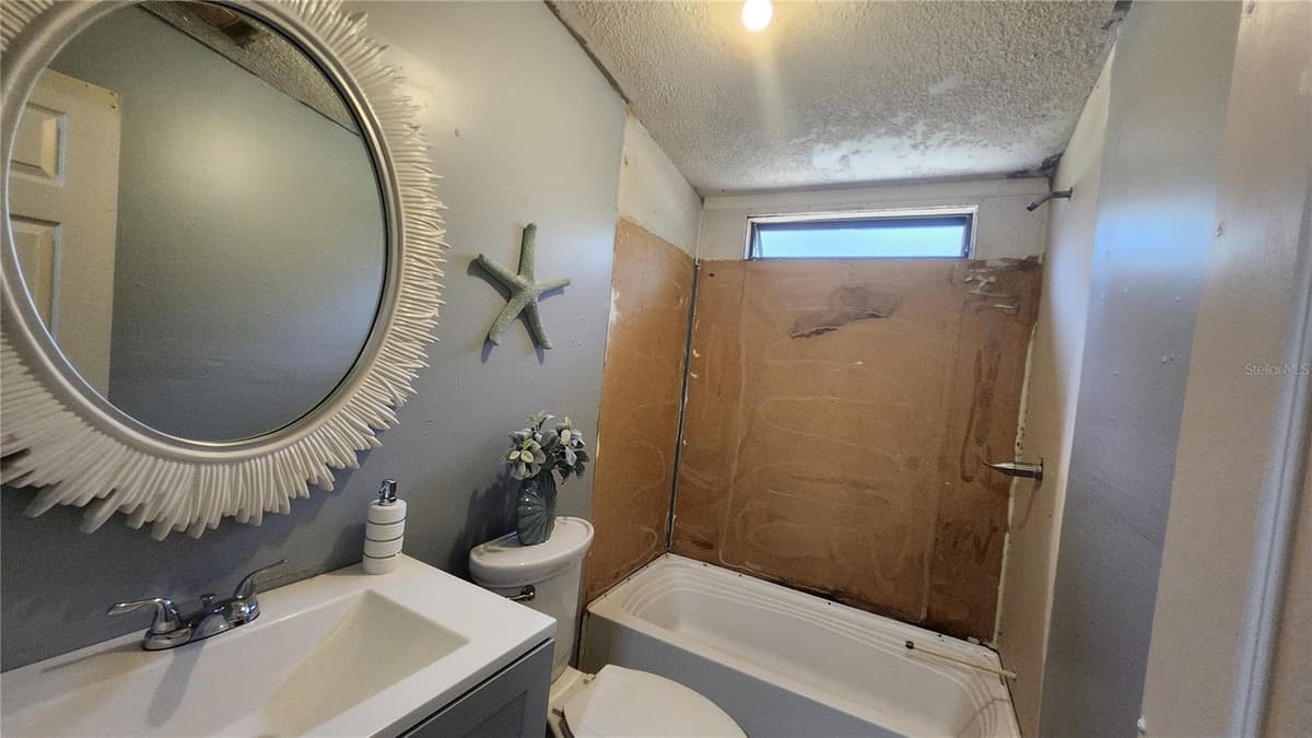 21114 ORANGE COURT — photo 35 of 52