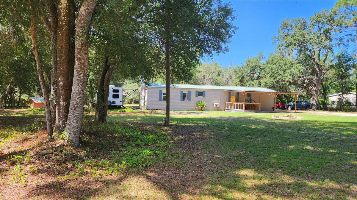 21114 ORANGE COURT — photo 9 of 52