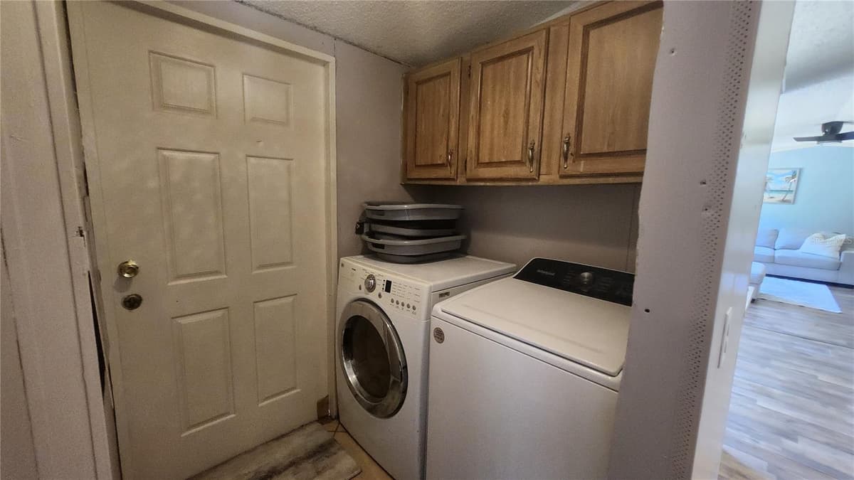21114 ORANGE COURT — photo 44 of 52