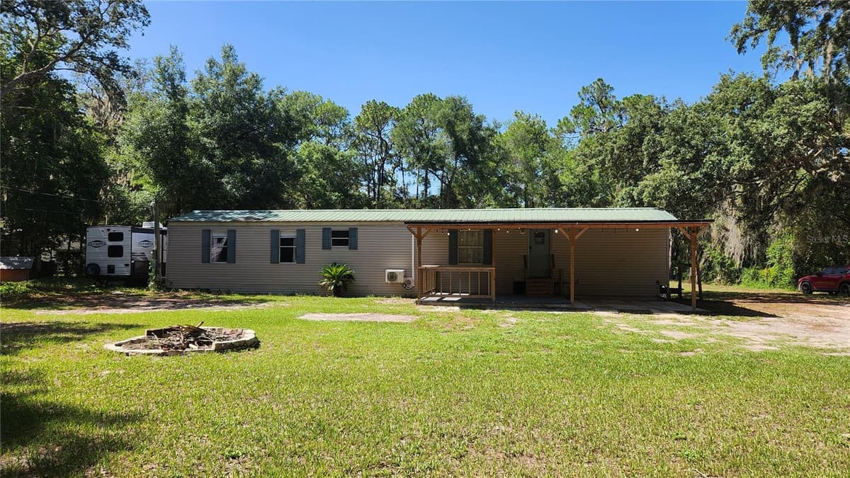 21114 ORANGE COURT — photo 14 of 52