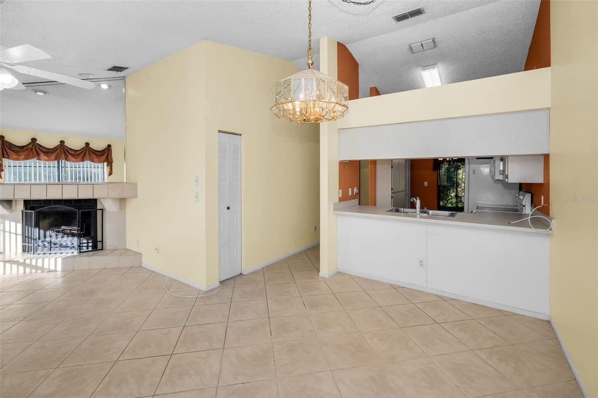 3500 MAGNOLIA RIDGE CIRCLE — photo 9 of 47
