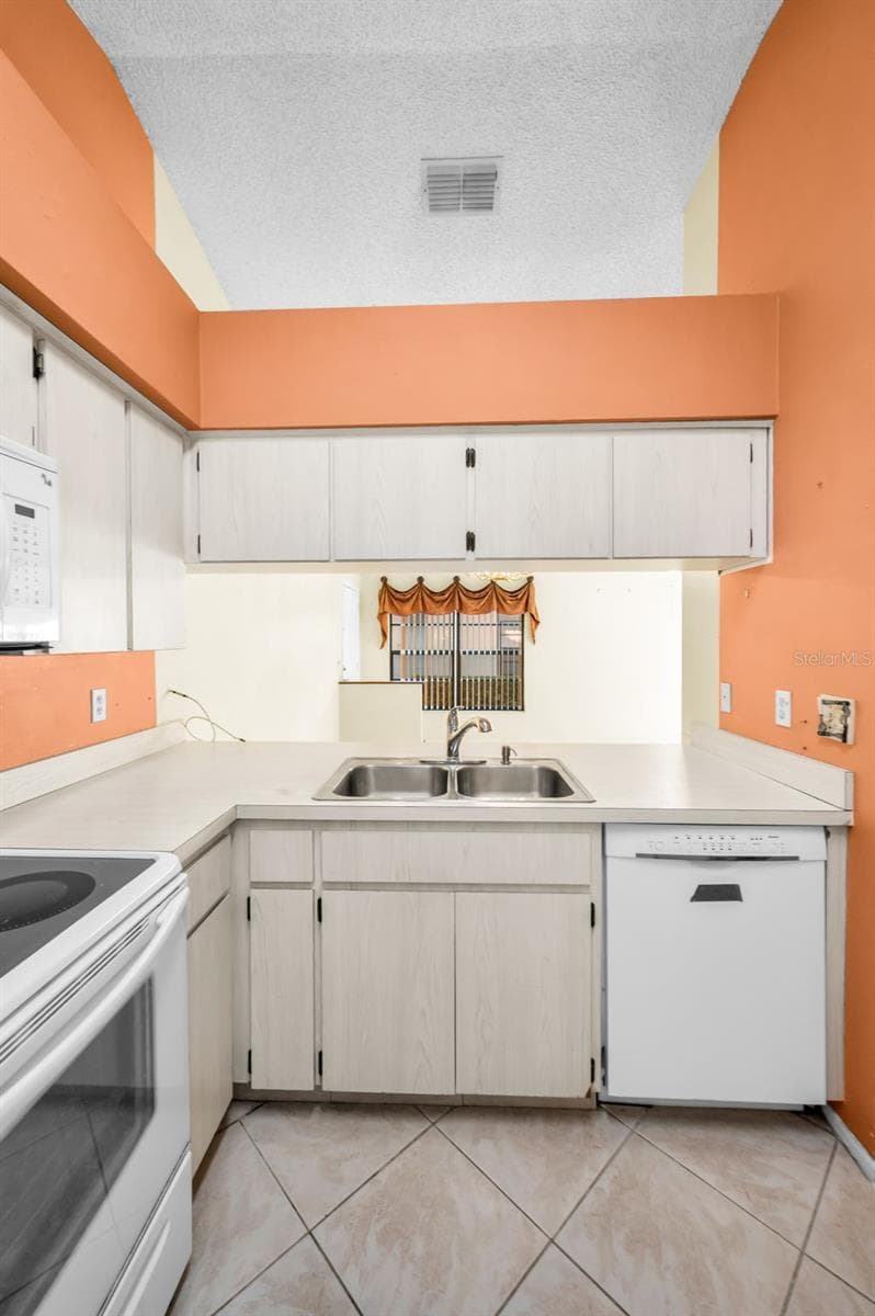 3500 MAGNOLIA RIDGE CIRCLE — photo 12 of 47