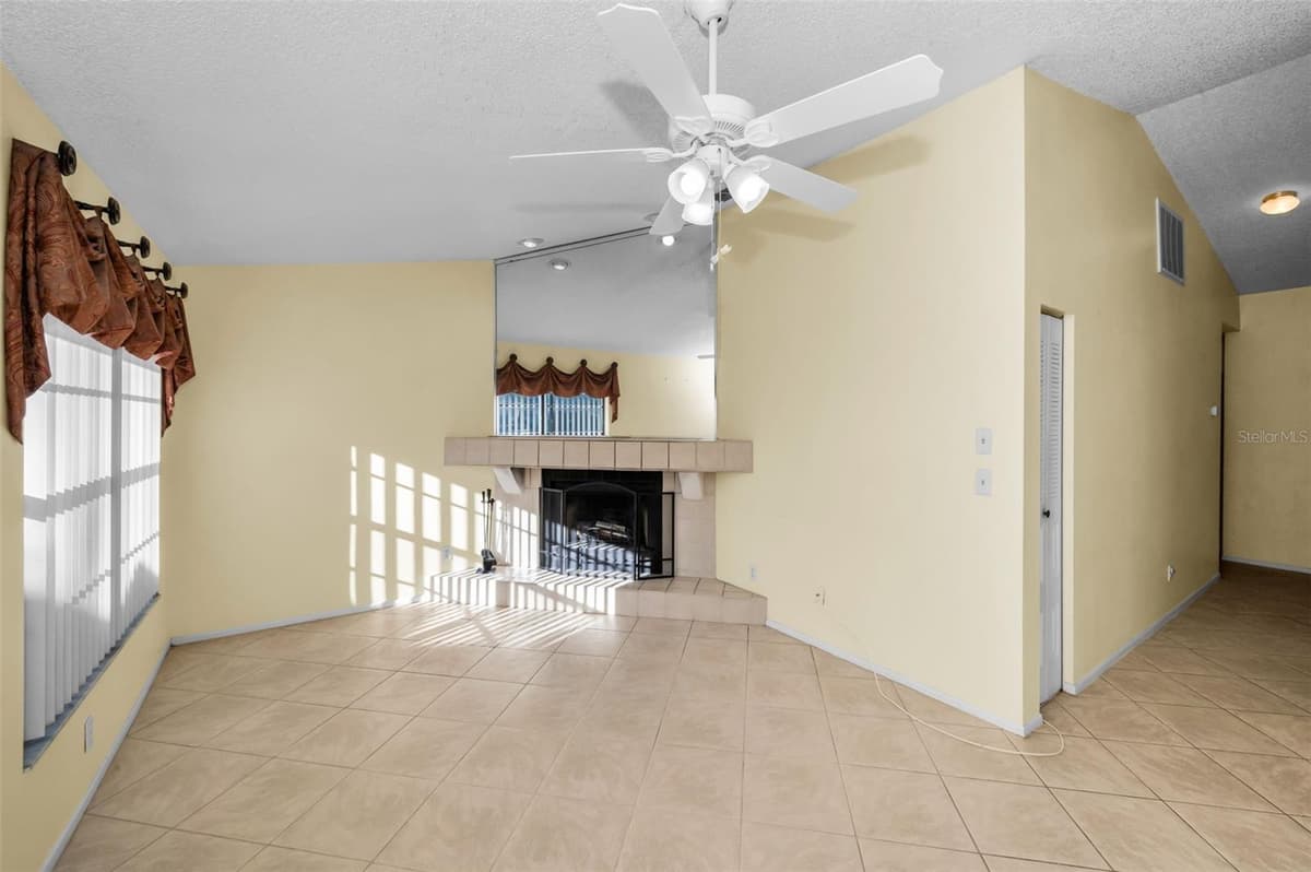 3500 MAGNOLIA RIDGE CIRCLE — photo 5 of 47