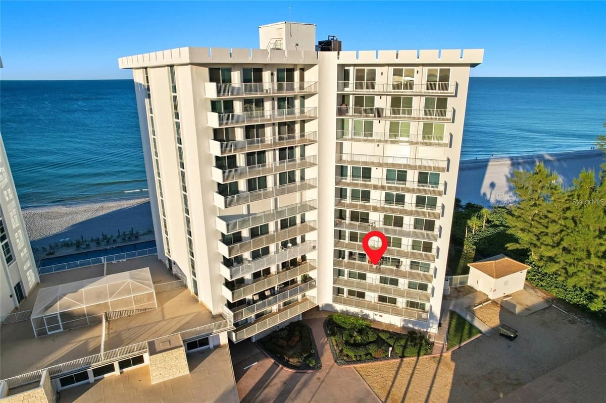 2301 GULF OF MEXICO DRIVE — photo 35 of 41