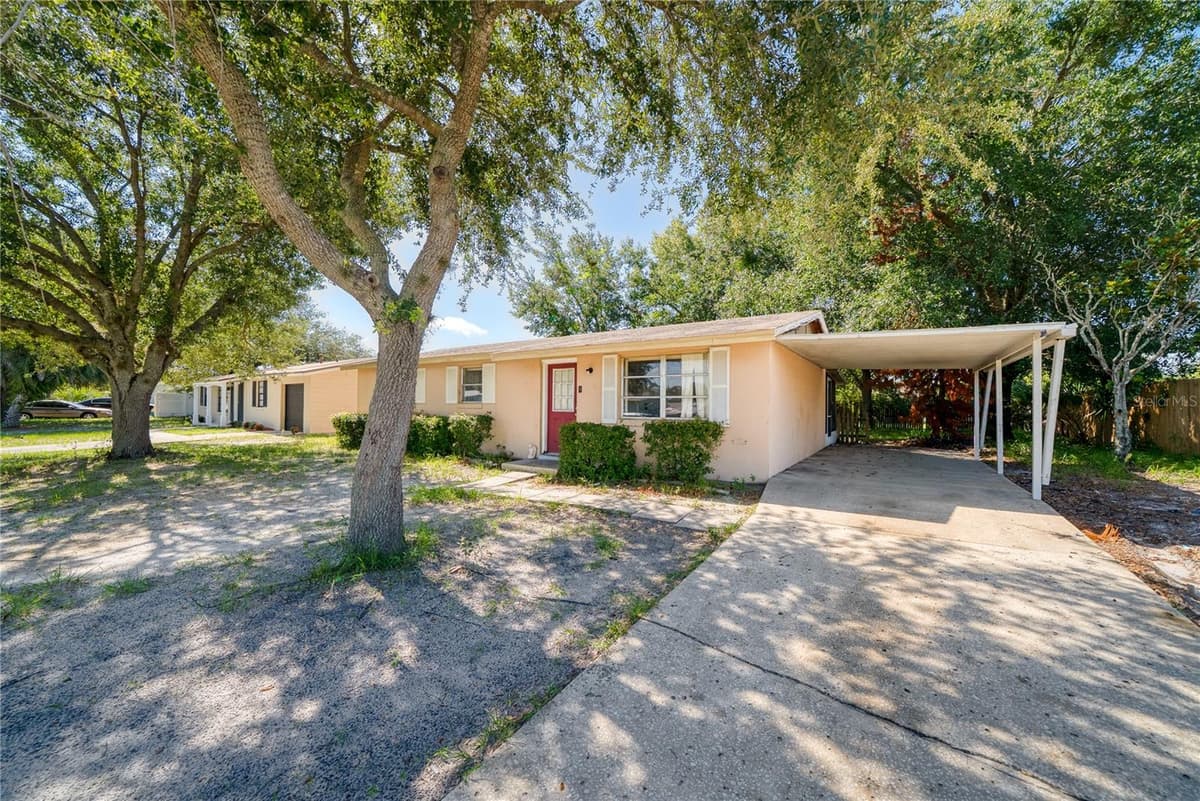 2913 KEESLER STREET — photo 2 of 7