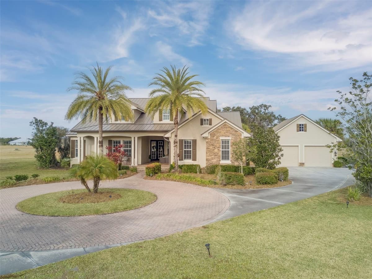 2131 SILK BAY BOULEVARD — photo 2 of 60