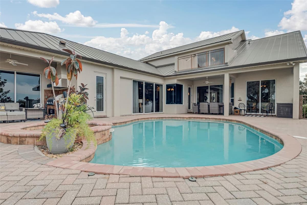 2131 SILK BAY BOULEVARD — photo 42 of 60