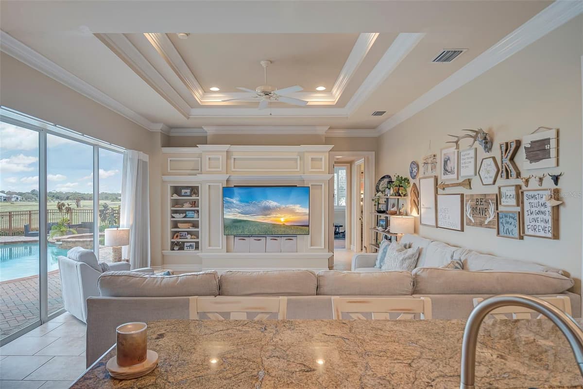 2131 SILK BAY BOULEVARD — photo 15 of 60