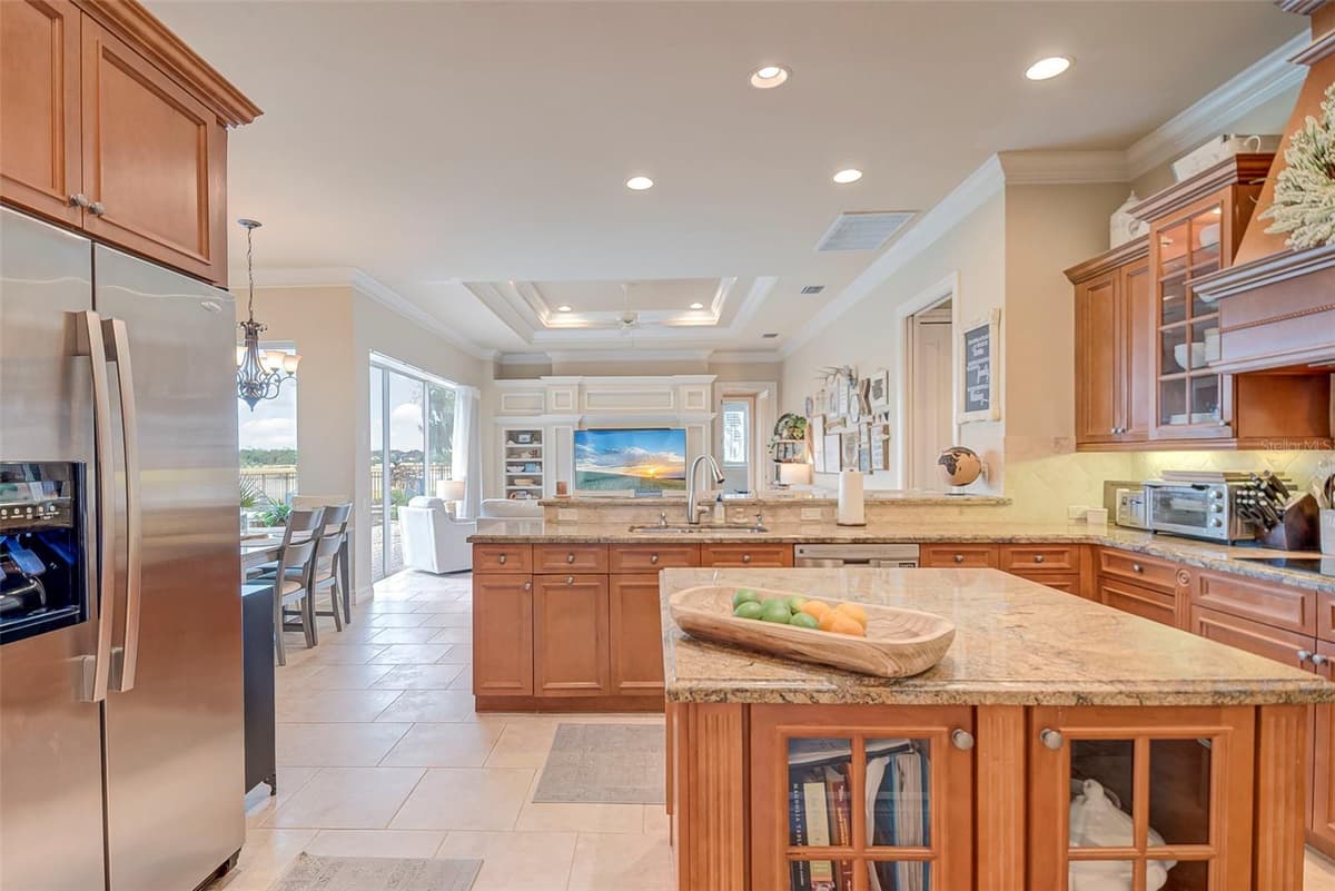 2131 SILK BAY BOULEVARD — photo 13 of 60