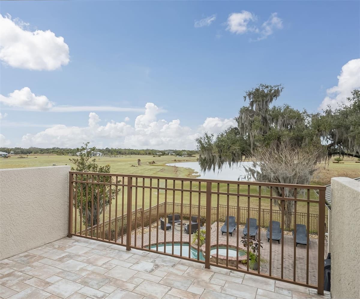 2131 SILK BAY BOULEVARD — photo 53 of 60