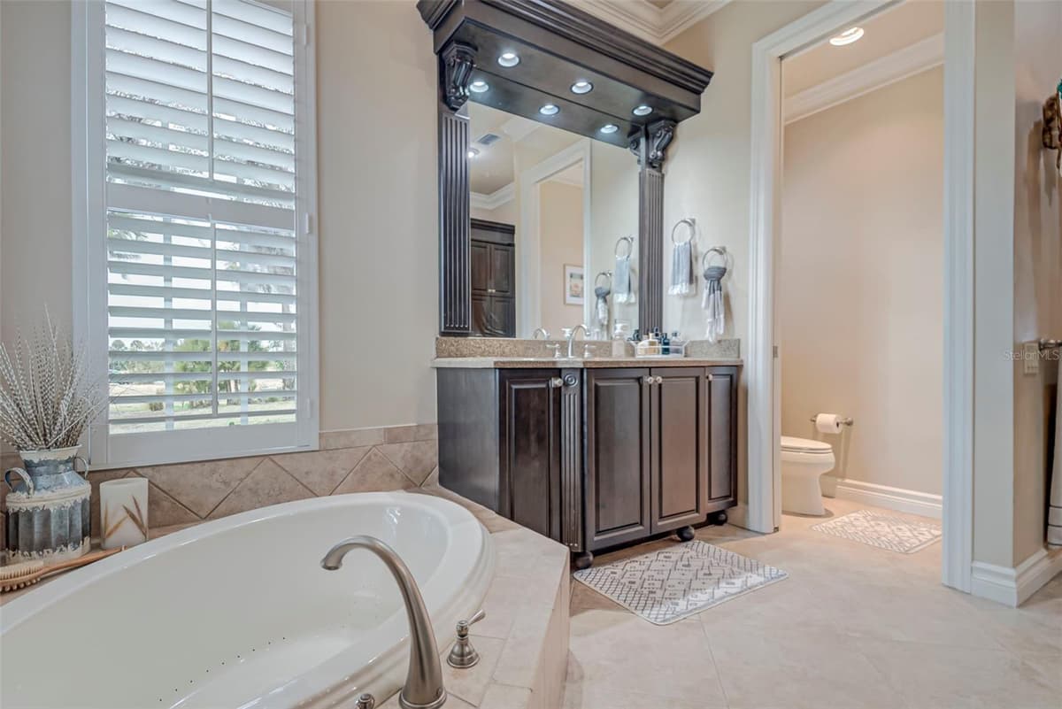 2131 SILK BAY BOULEVARD — photo 27 of 60