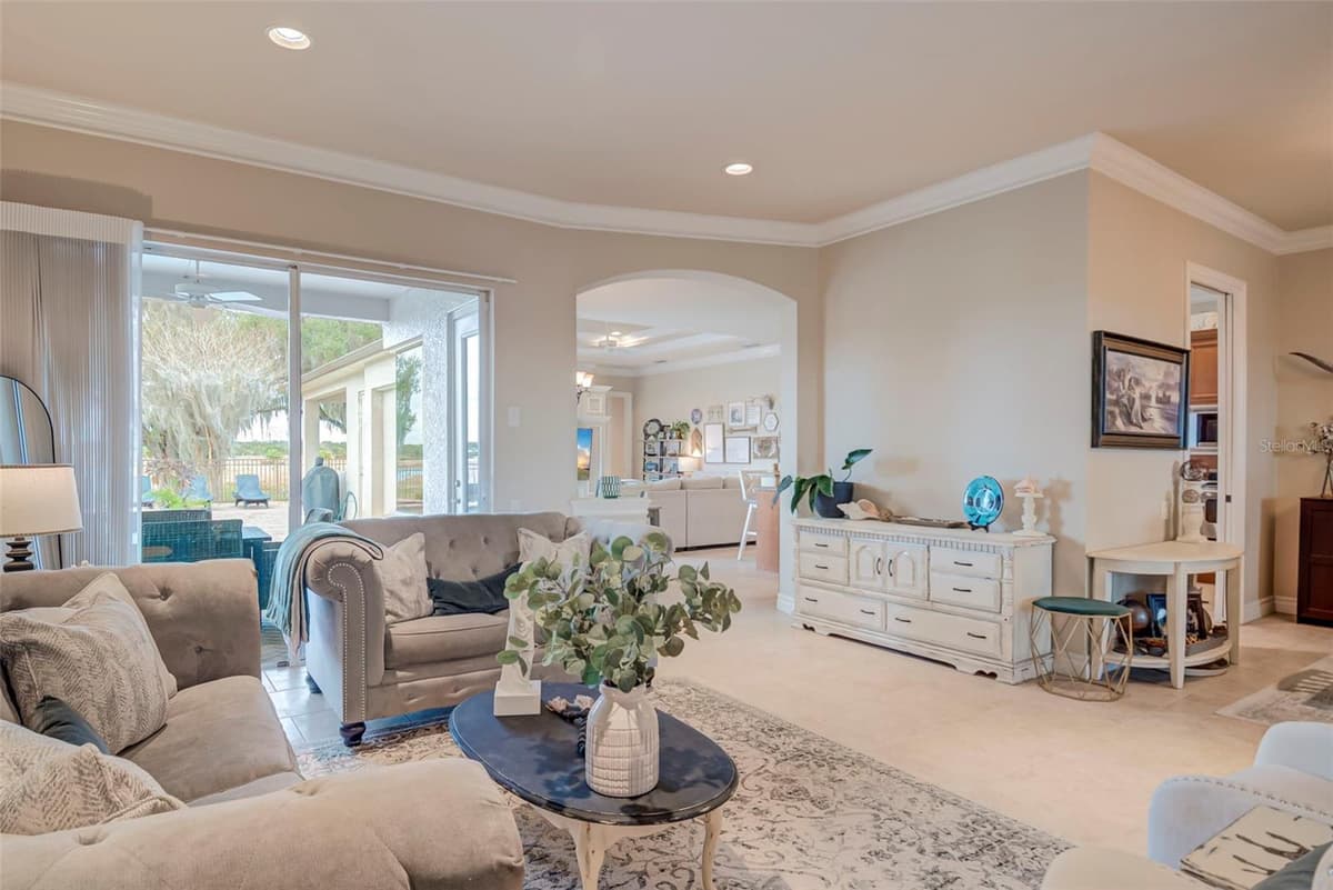 2131 SILK BAY BOULEVARD — photo 8 of 60