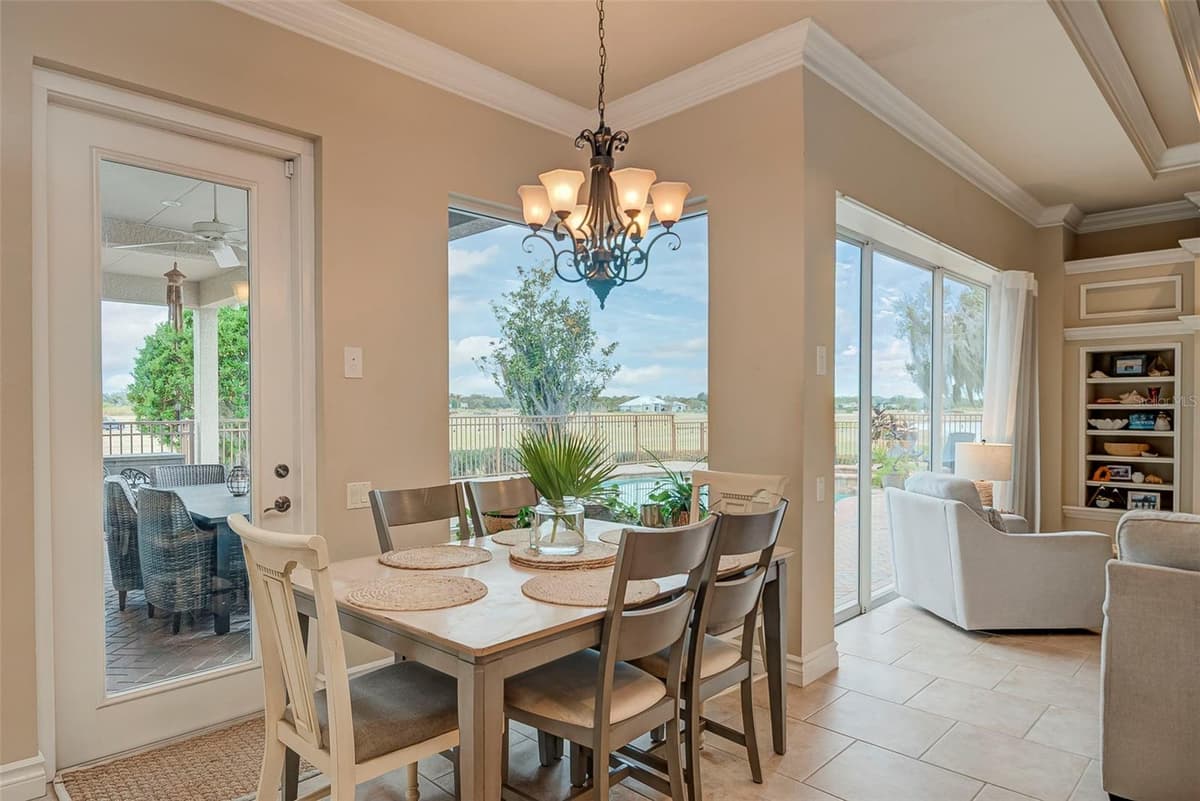 2131 SILK BAY BOULEVARD — photo 20 of 60