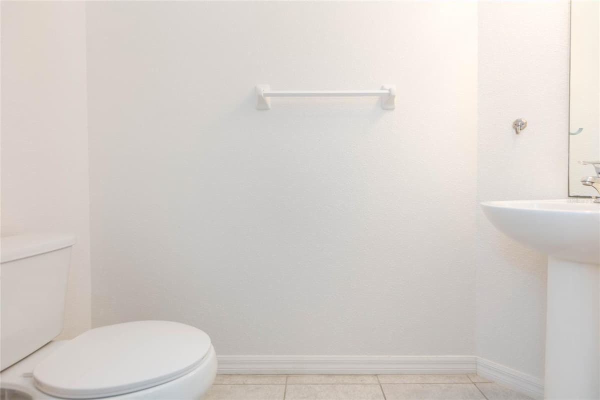 6256 CAMINO DRIVE — photo 17 of 62
