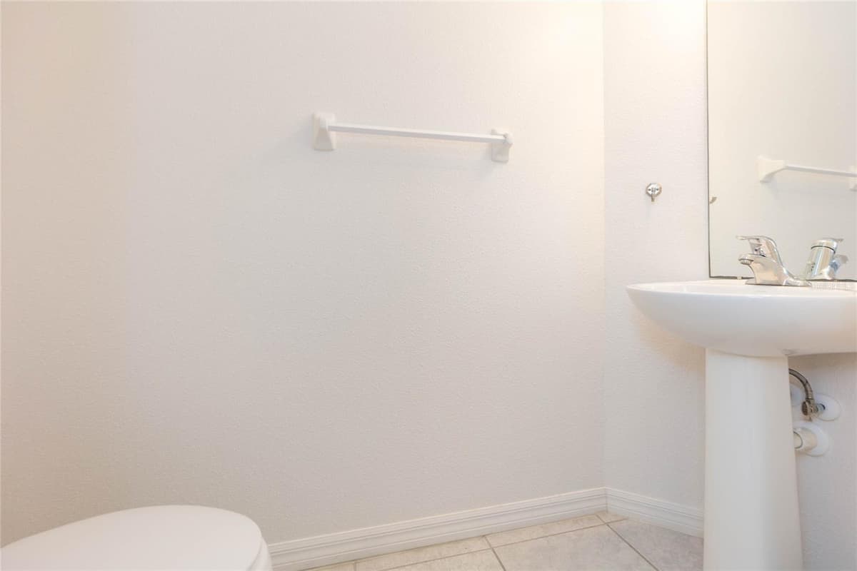 6256 CAMINO DRIVE — photo 18 of 62