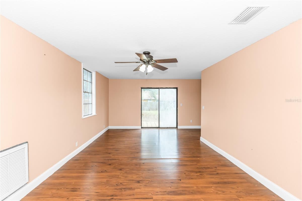 6165 ALDEN AVENUE — photo 12 of 19