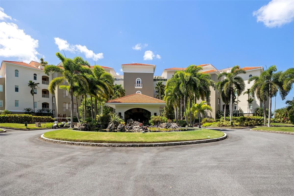 500 PLANTATION DR. — photo 1 of 14