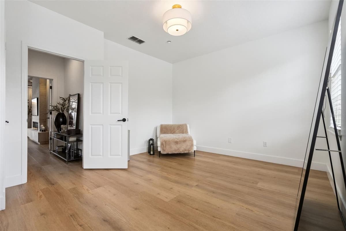 641 MULBERRY AVENUE — photo 39 of 69