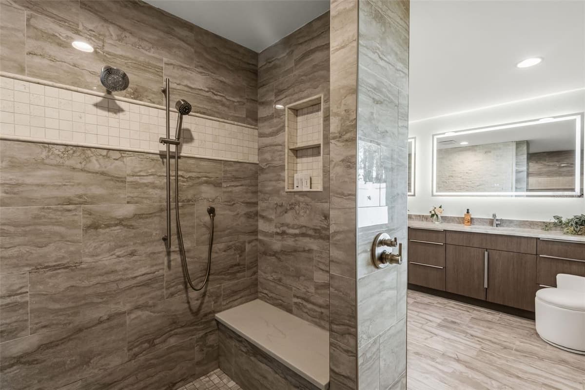 4598 CLEARWATER HARBOR DRIVE — photo 29 of 43