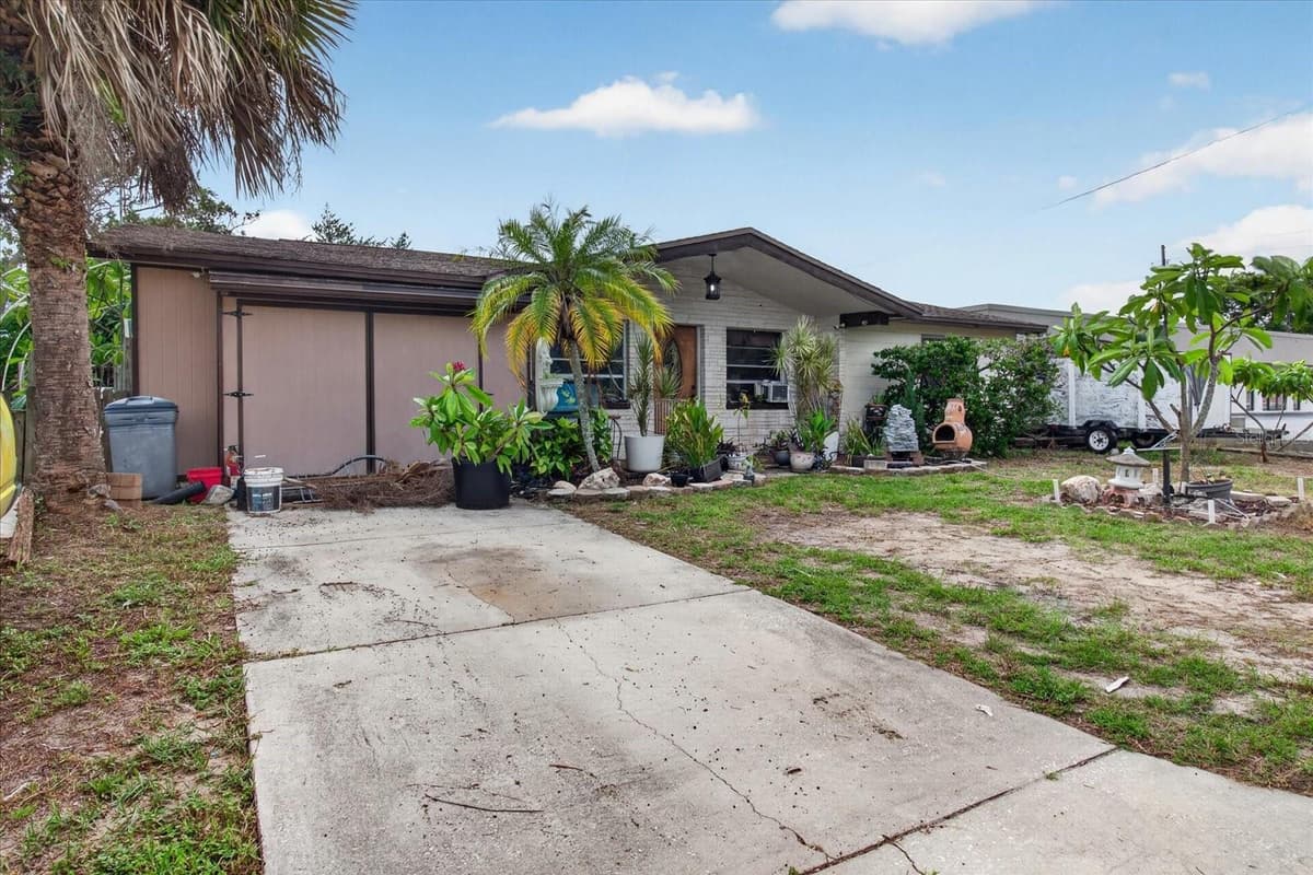 4448 TERRY LOOP — photo 11 of 54