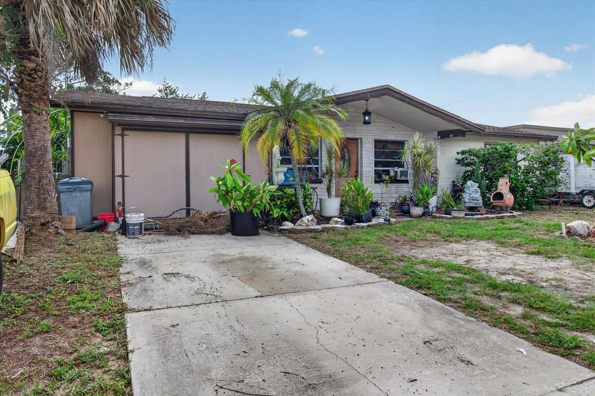 4448 TERRY LOOP — photo 10 of 54