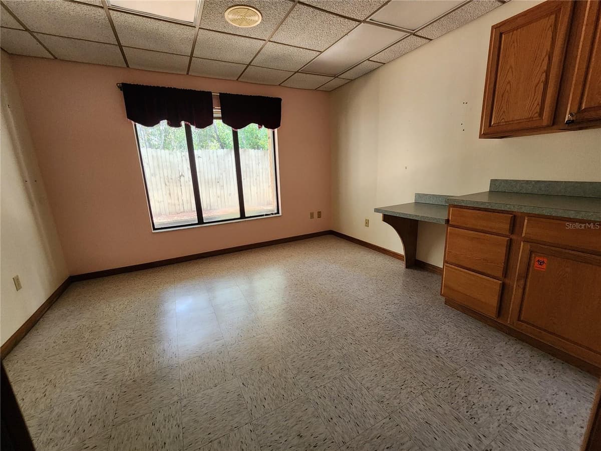 5327 COMMERCIAL WAY — photo 5 of 6