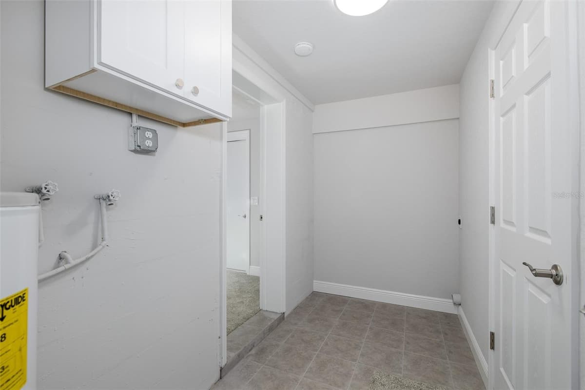 5840 VIRGINIA AVENUE — photo 9 of 28