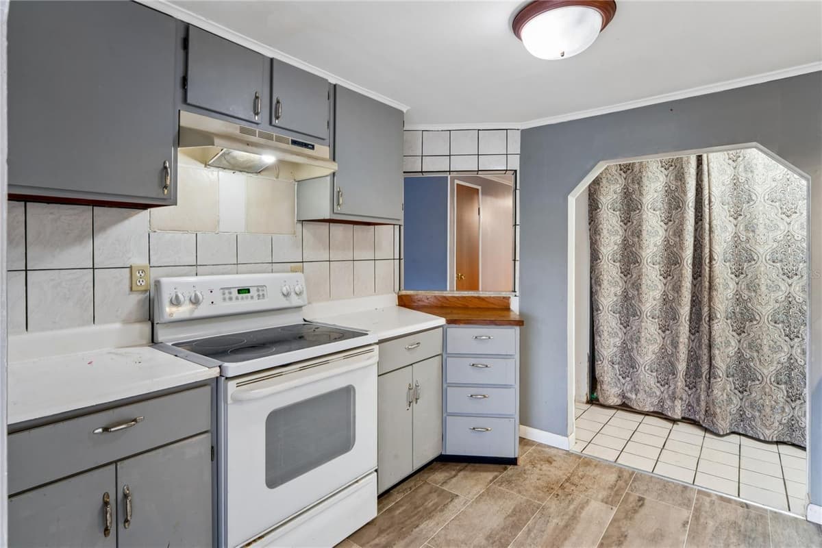 19514 ANTON ROAD — photo 8 of 19