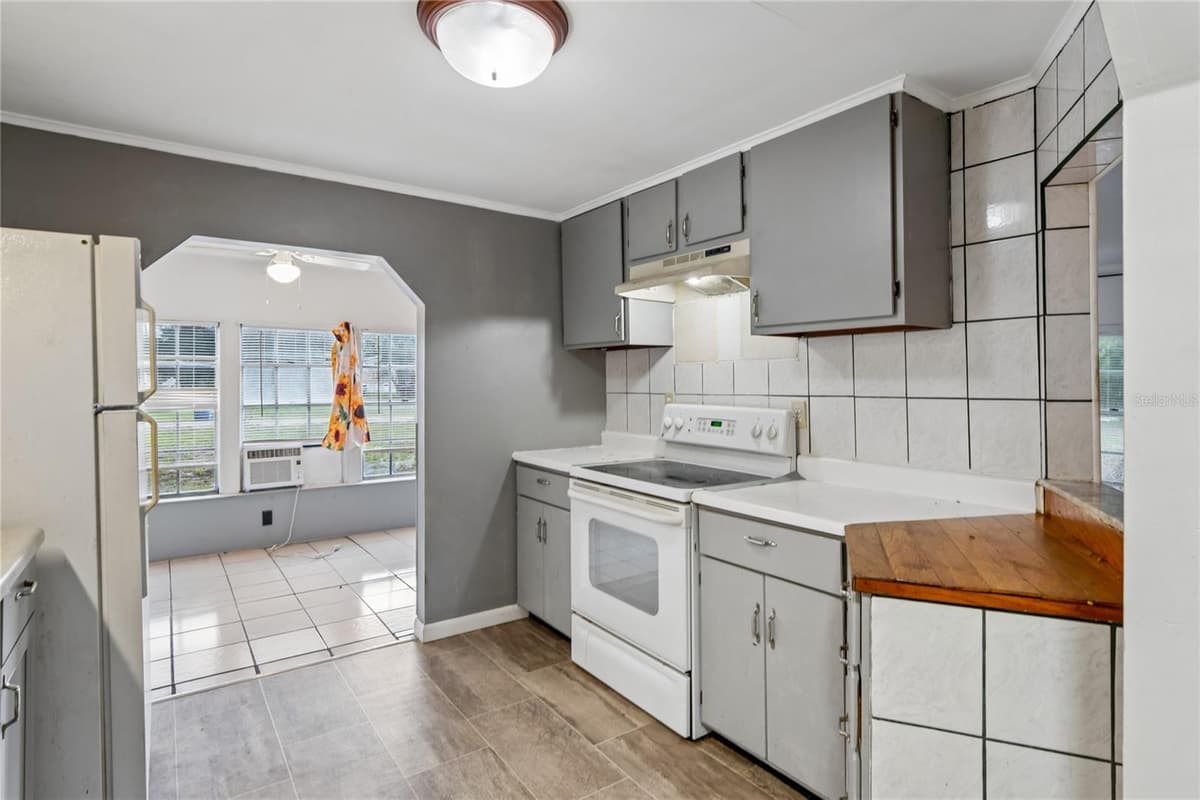 19514 ANTON ROAD — photo 10 of 19