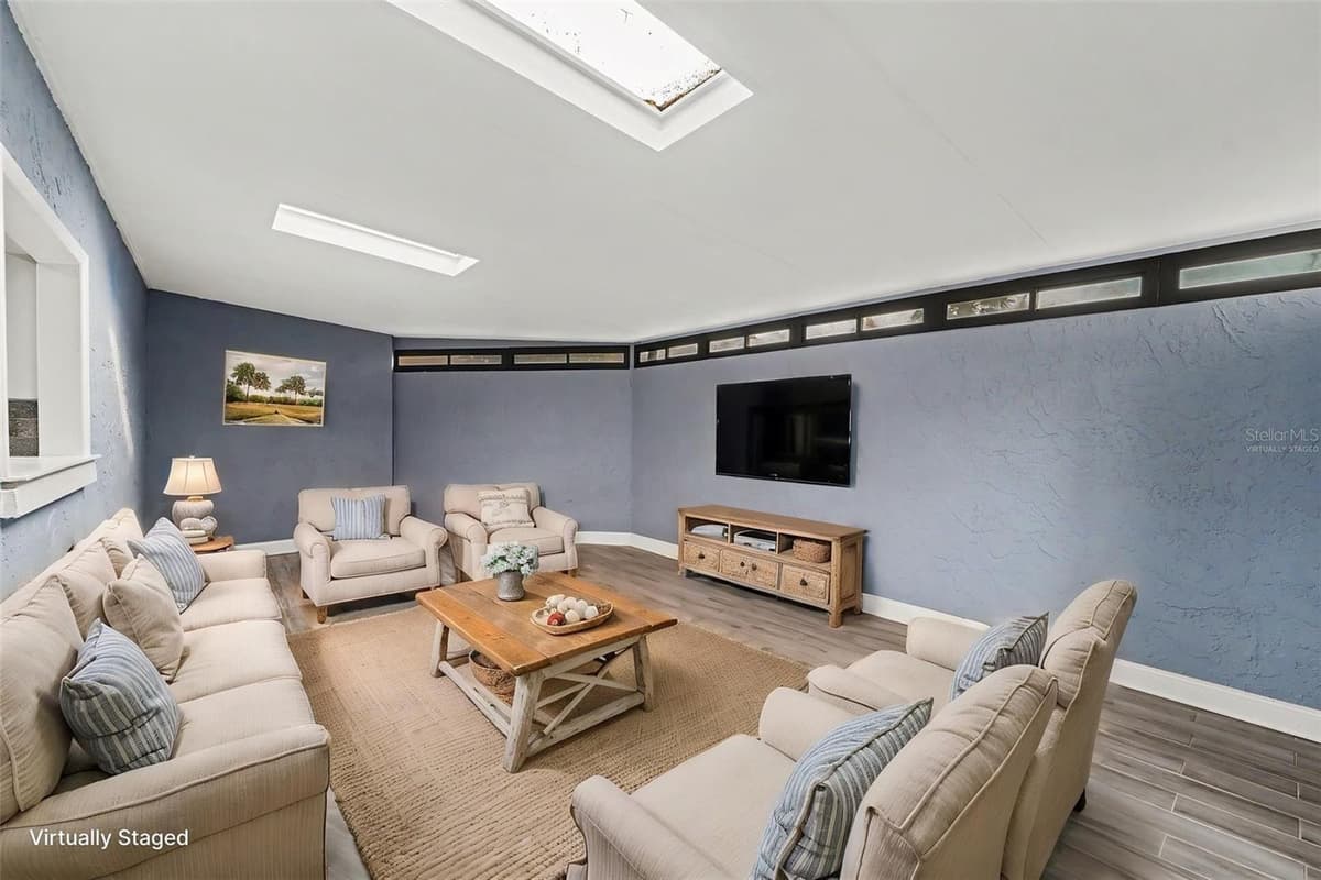 2737 HAVERHILL COURT — photo 13 of 26