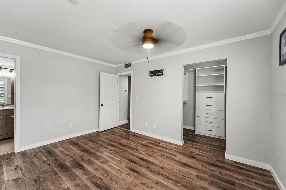 2737 HAVERHILL COURT — photo 15 of 26