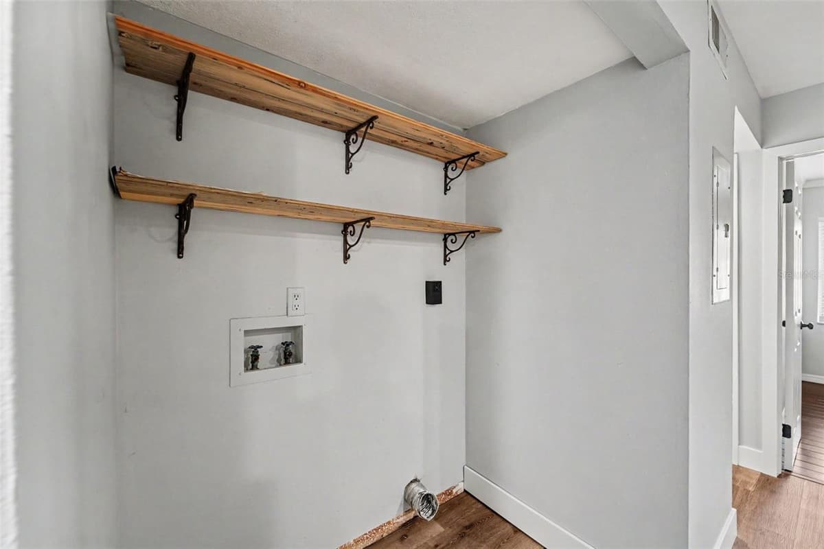 2737 HAVERHILL COURT — photo 11 of 26