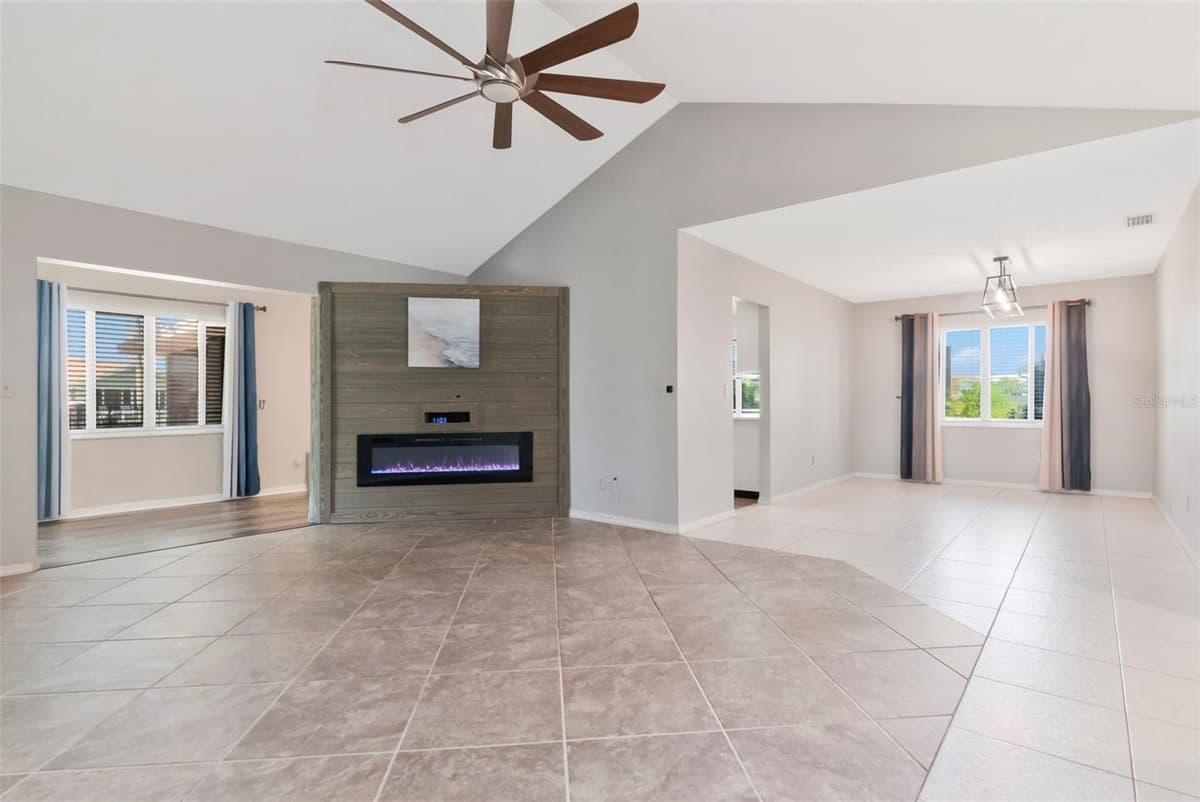 303 BARSTOW COURT — photo 9 of 60