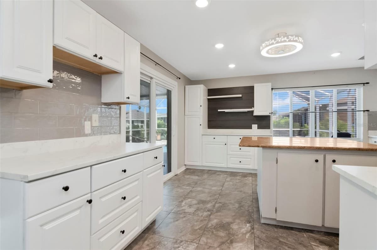 303 BARSTOW COURT — photo 18 of 60
