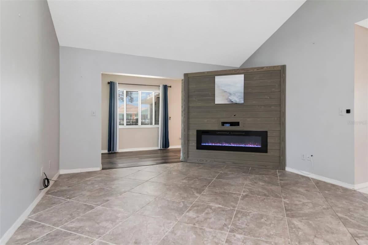303 BARSTOW COURT — photo 8 of 60