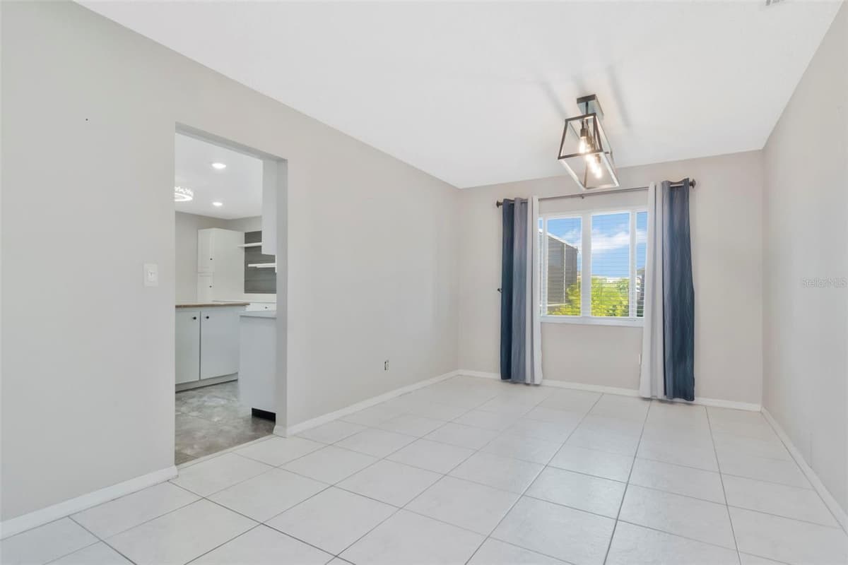 303 BARSTOW COURT — photo 12 of 60