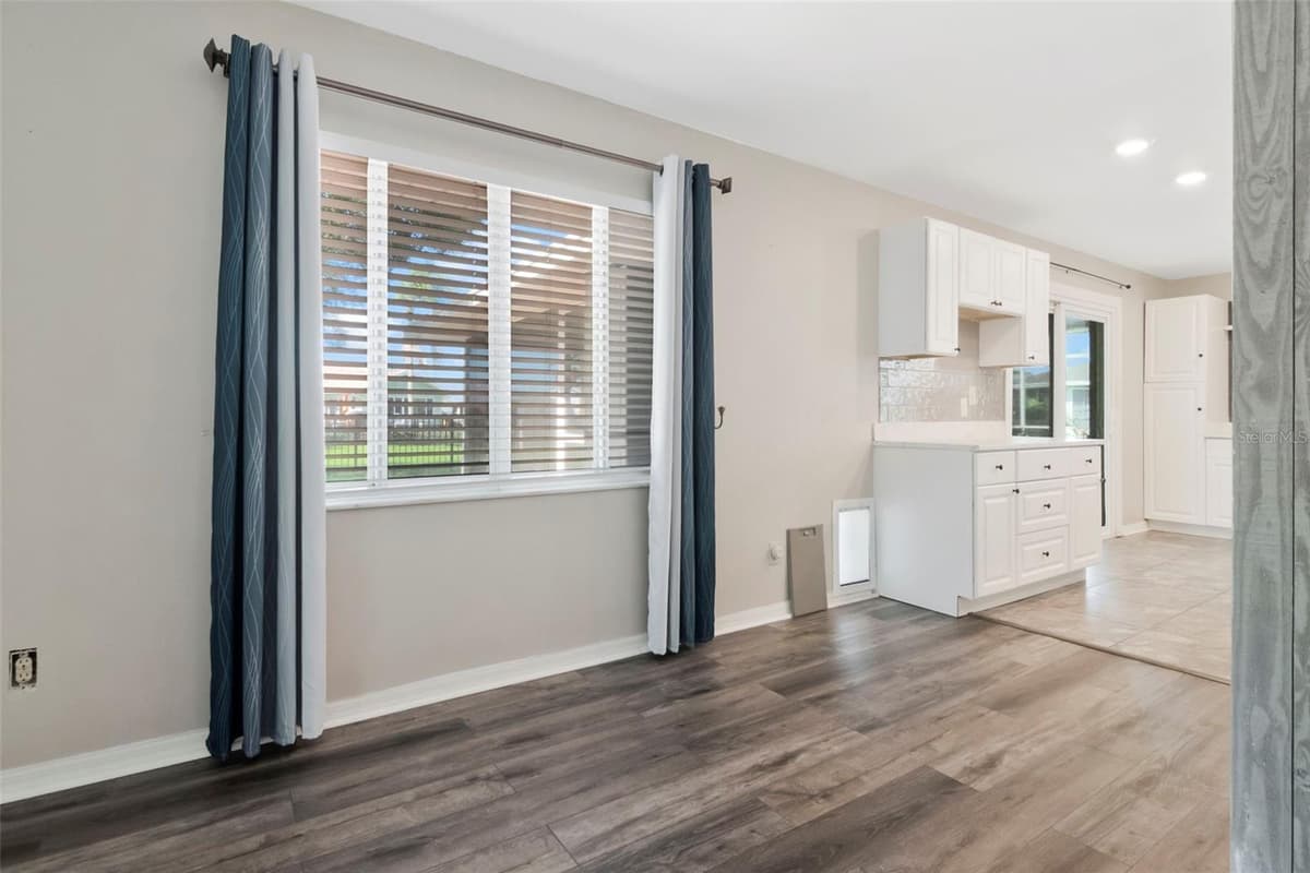 303 BARSTOW COURT — photo 17 of 60