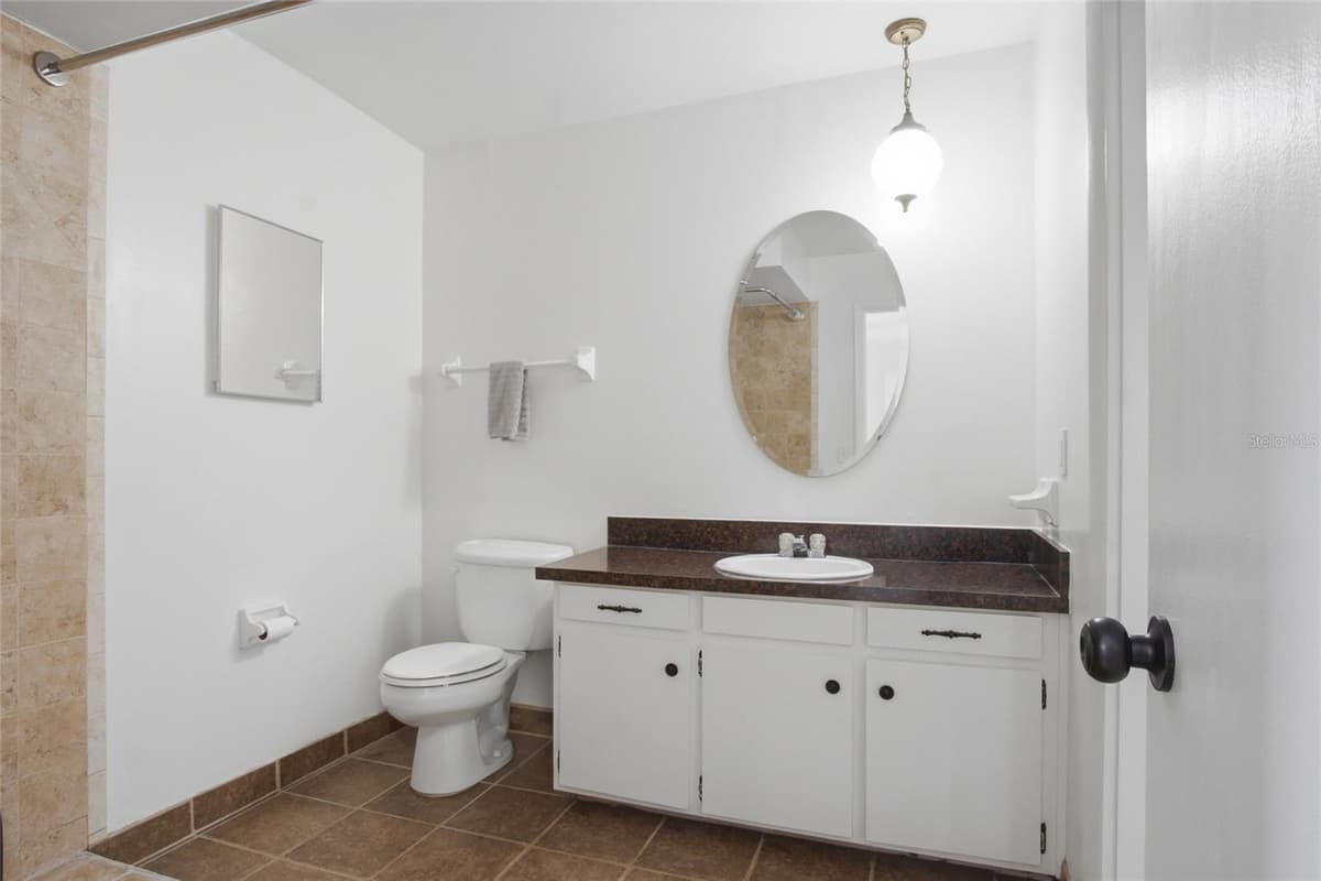 1420 AVALON BOULEVARD — photo 17 of 18