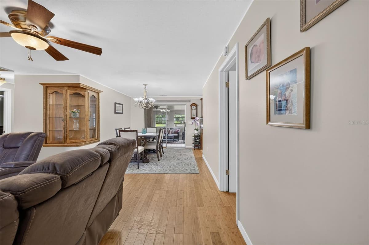 317 BROOKLYN AVENUE — photo 4 of 35