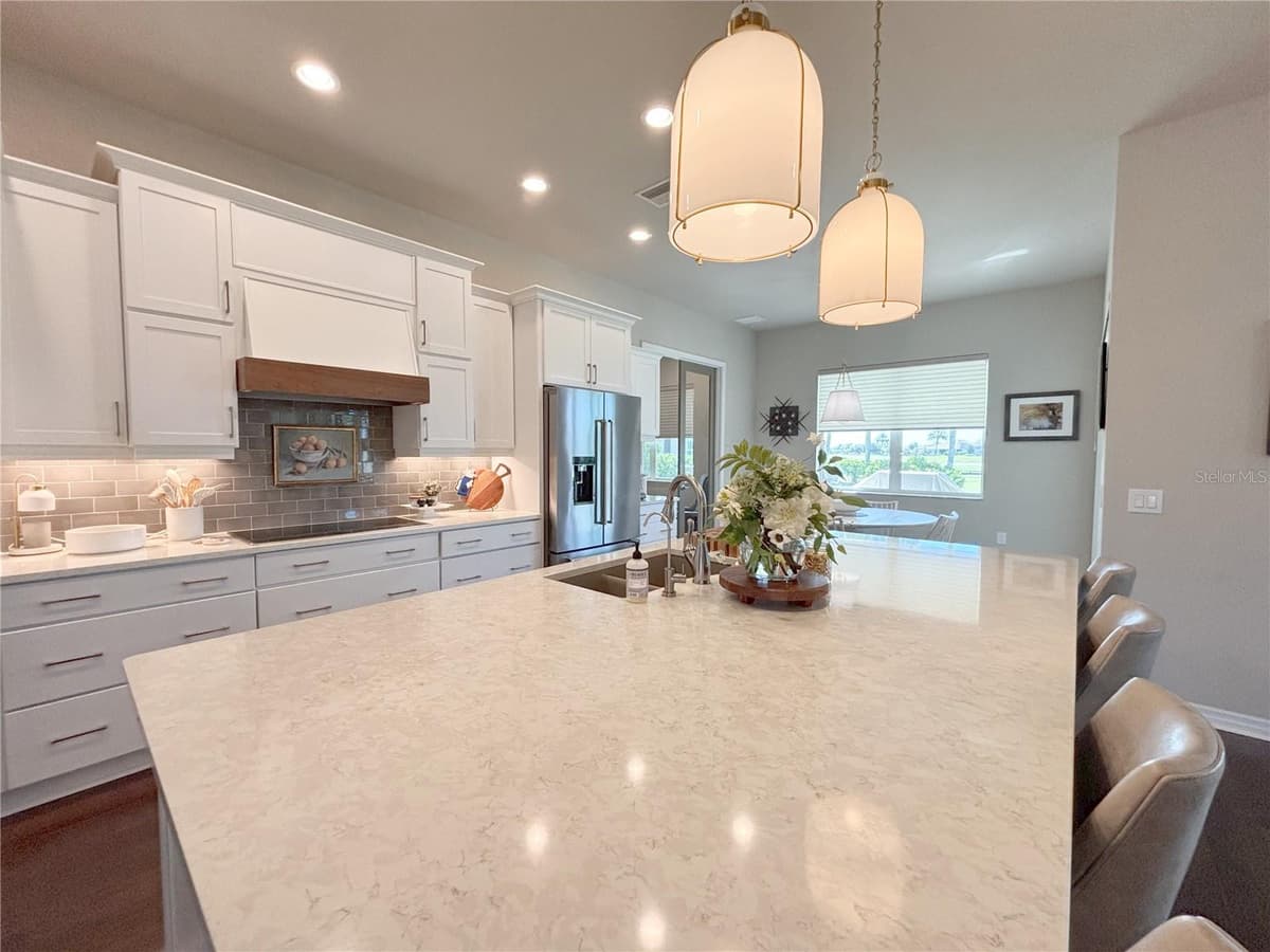 6209 PINEHURST LOOP — photo 16 of 81