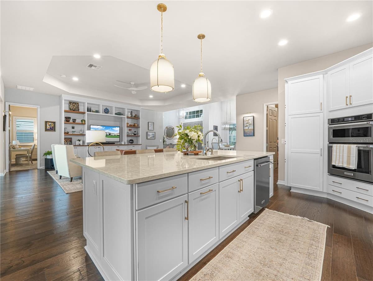 6209 PINEHURST LOOP — photo 15 of 81