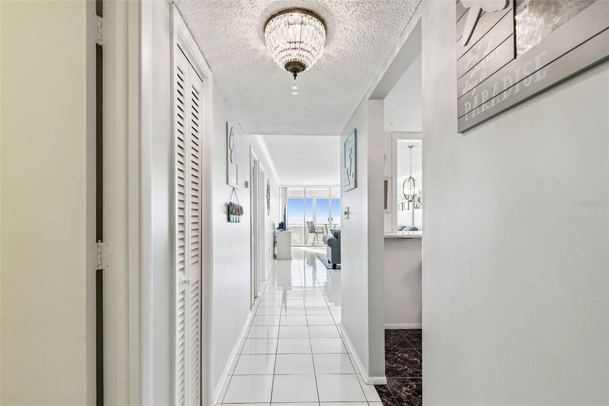 17920 GULF BOULEVARD — photo 3 of 31