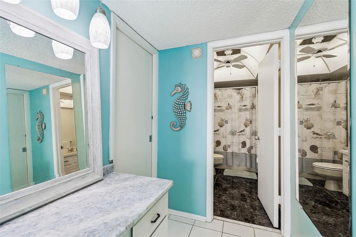 17920 GULF BOULEVARD — photo 15 of 31